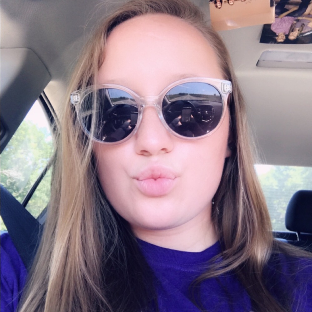 Meet your Posher, Erin